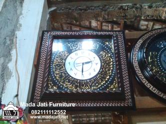 Jam Kaligrafi Persegi Silver